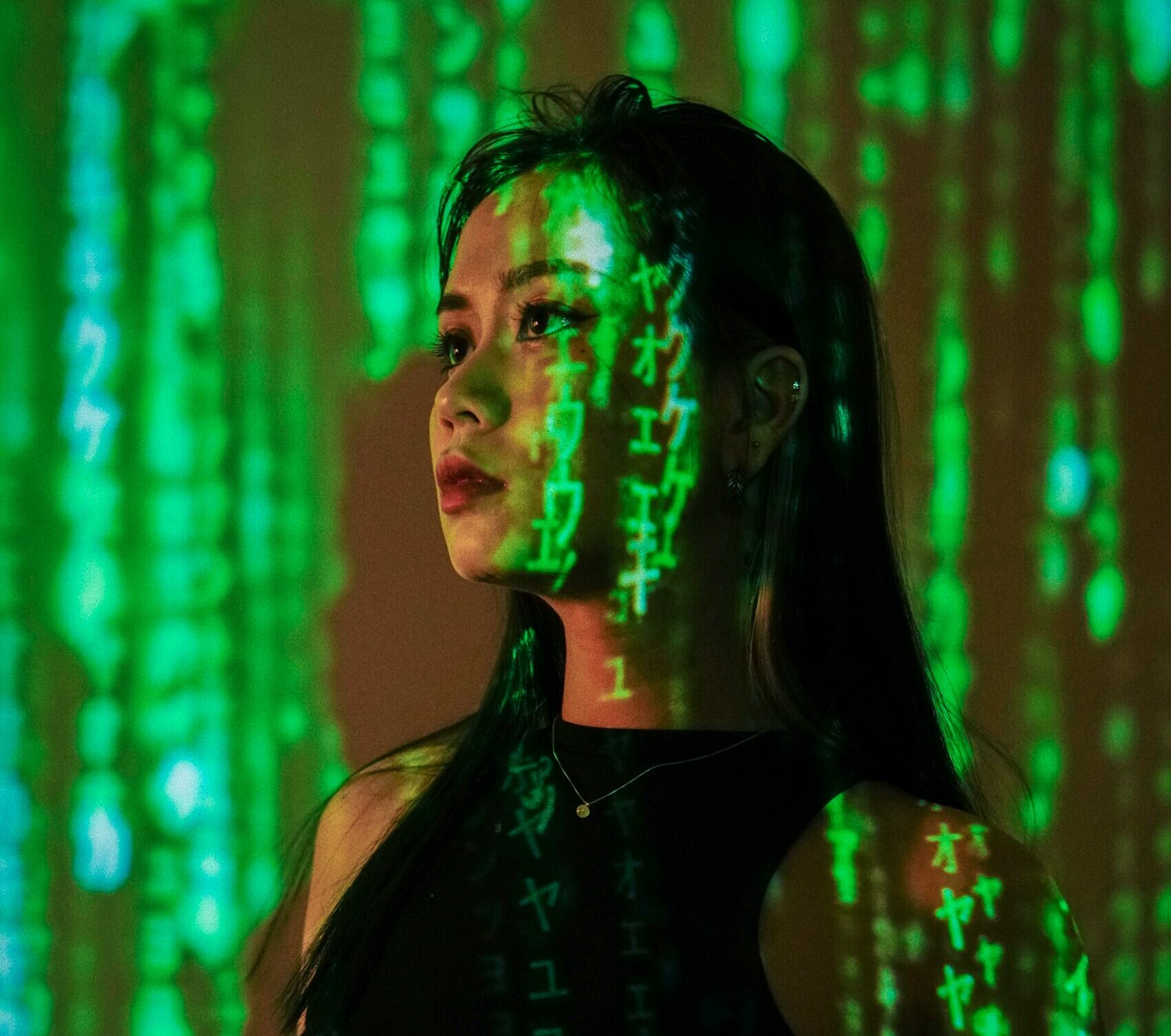 Beyond the Scroll: How Digital Literacy Helps Us Escape the Algorithm