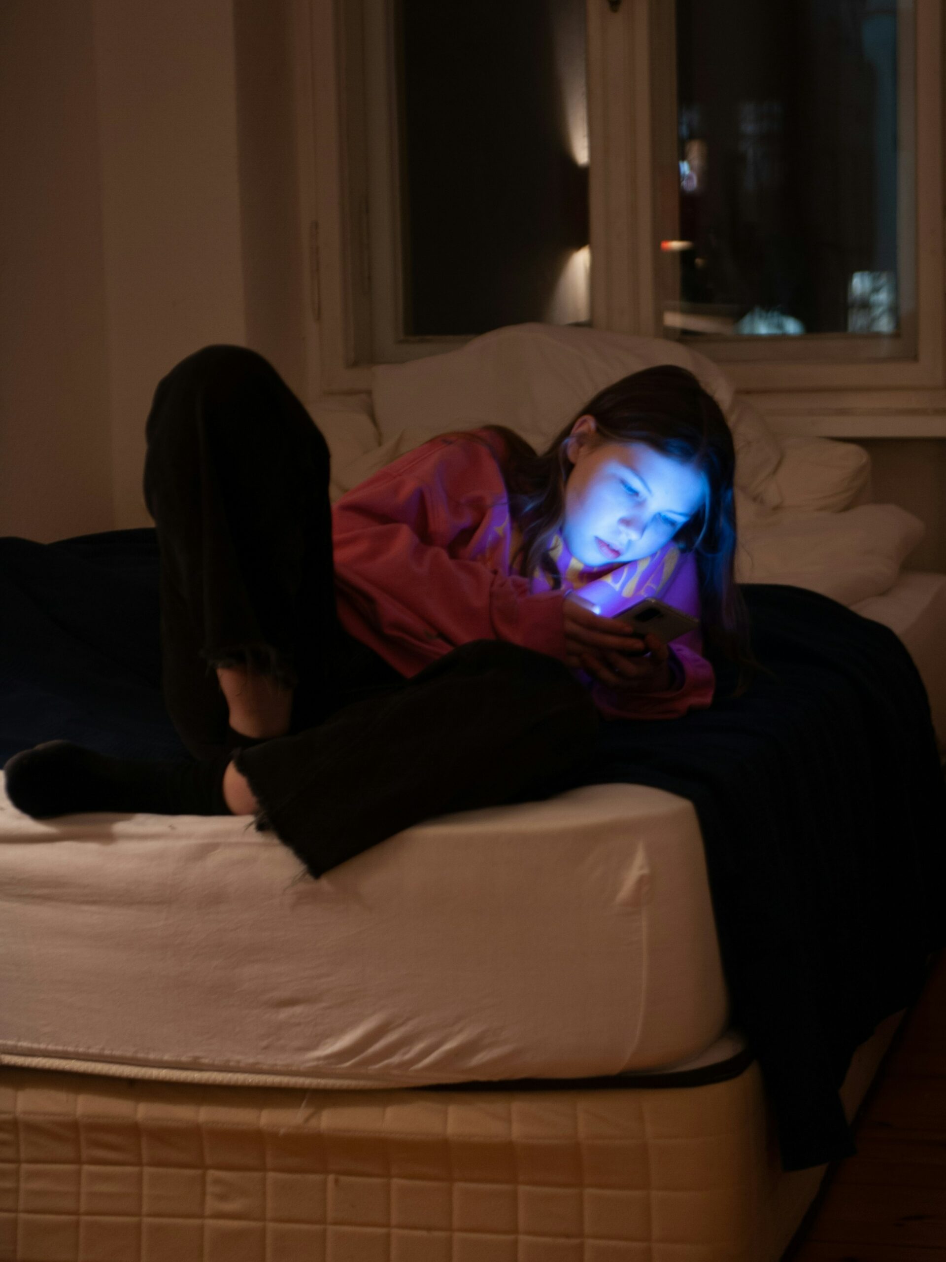 How Technology Changes Behavior